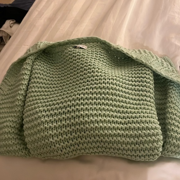 Sabo Skirt Cardigan - Picture 2 of 4